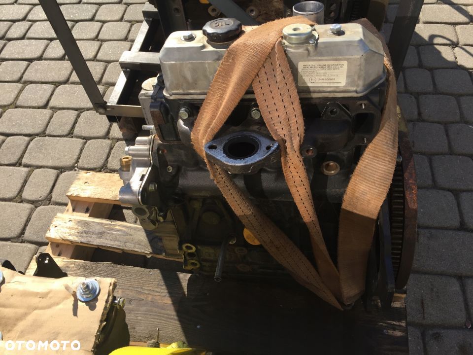 ISEKI E3CD - B70 silnik blok wał korbowód głowica - 3