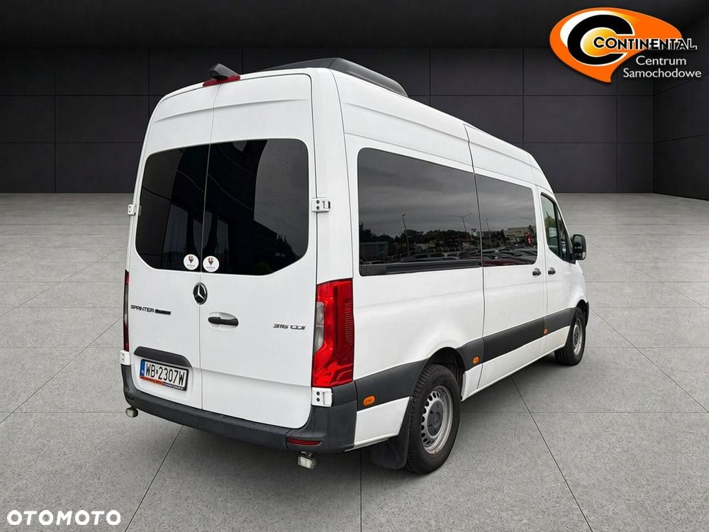 Mercedes-Benz Sprinter - 3