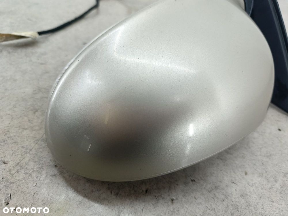 LUSTERKO LEWE VW JETTA V LD1W - 5