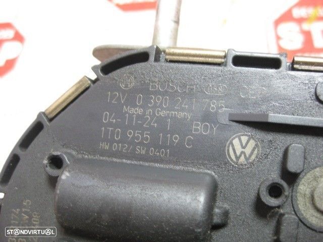 MOTOR LIMPA-VIDROS FRONTAL VOLKSWAGEN TOURAN 2005 -0390241785 - 1