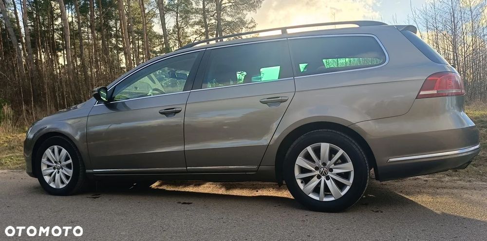 Volkswagen Passat 1.6 TDI BlueMotion Technology Comfortline - 4