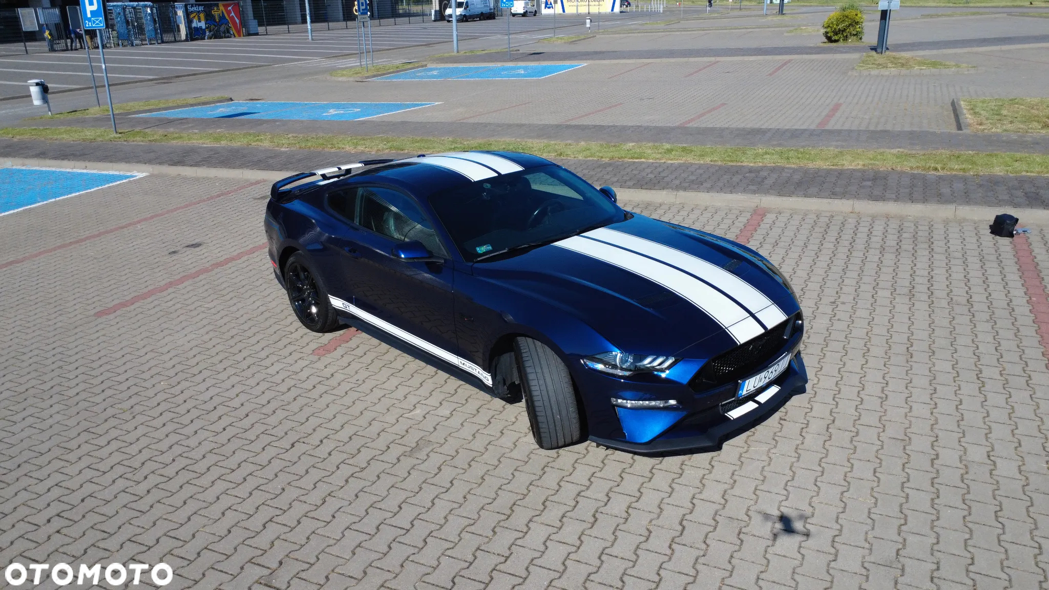 Ford Mustang - 9