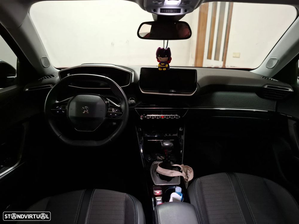 Peugeot 2008 1.2 PureTech Allure Pack - 8