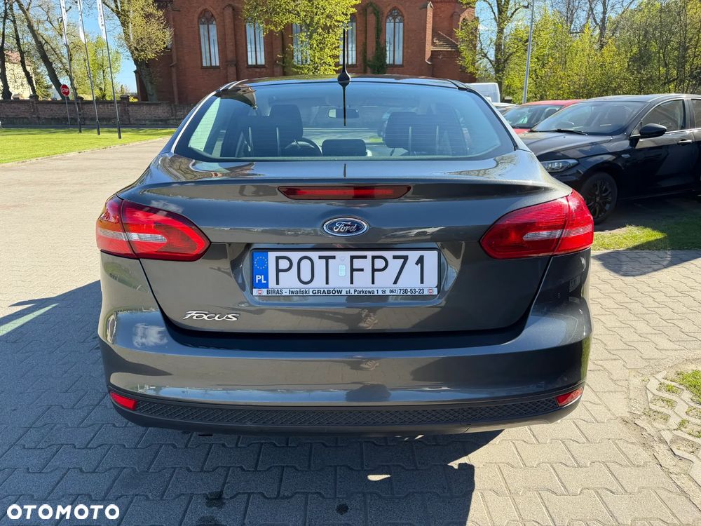 Ford Focus 1.6 SYNC Edition - 6
