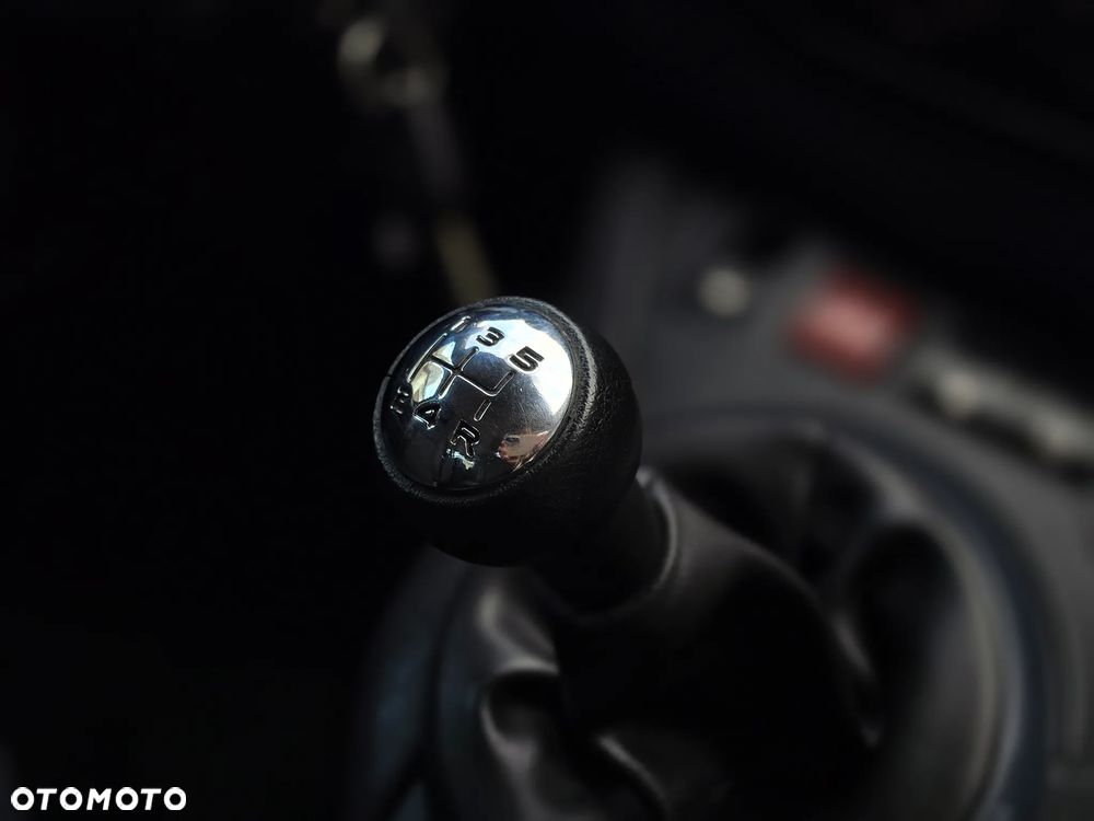Peugeot Partner - 24