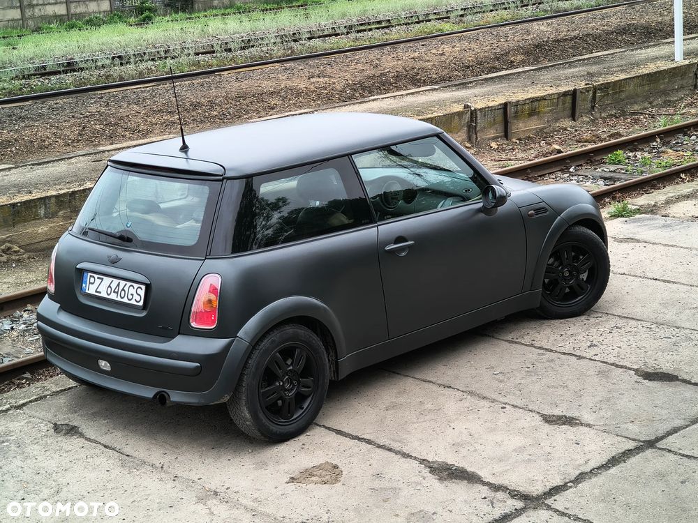 MINI Cooper Seven - 14