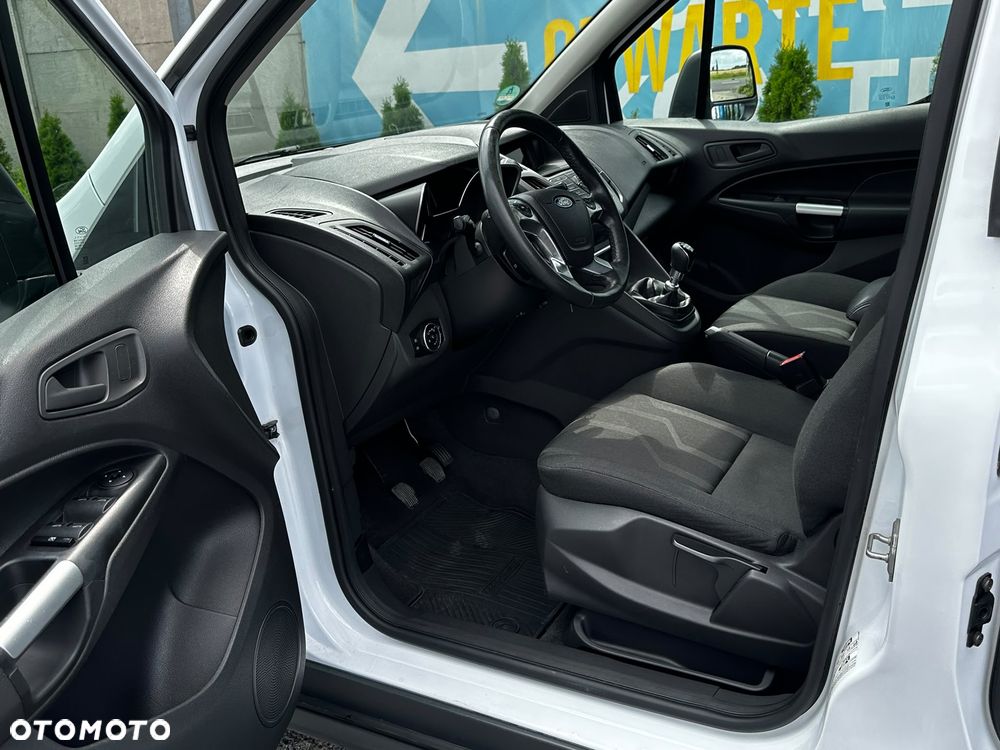 Ford Tourneo Connect Grand - 15