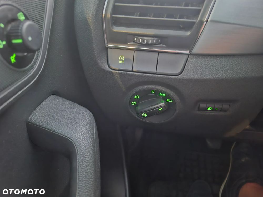 Skoda Fabia 1.0 Ambition - 31