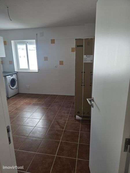 Arrendamento T3 Portalegre/ Portugal - Grande imagem: 2/8