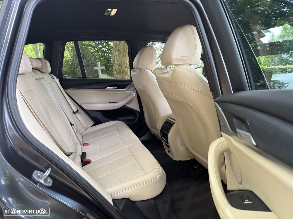 BMW X3 30 e xDrive Pack M - 19