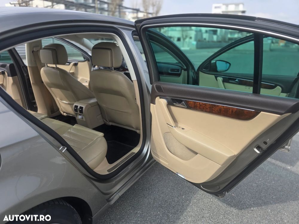 Volkswagen Passat 2.0 TDI BlueMotion Tehnology 4Motion Comfortline - 17