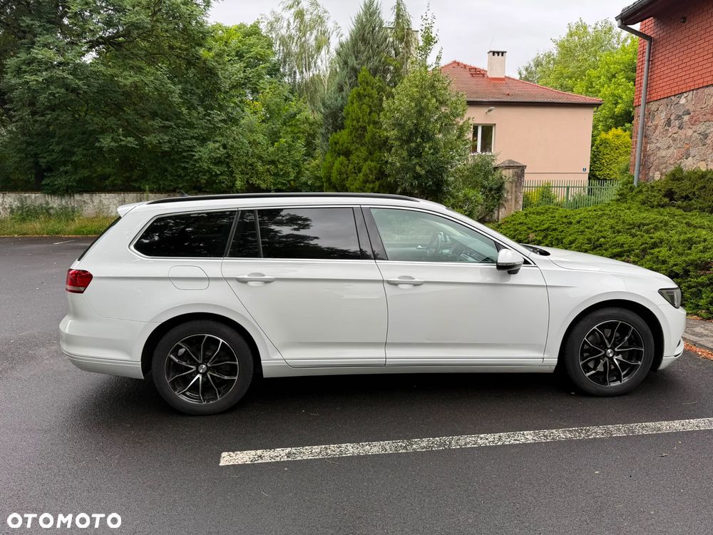 Volkswagen Passat - 16