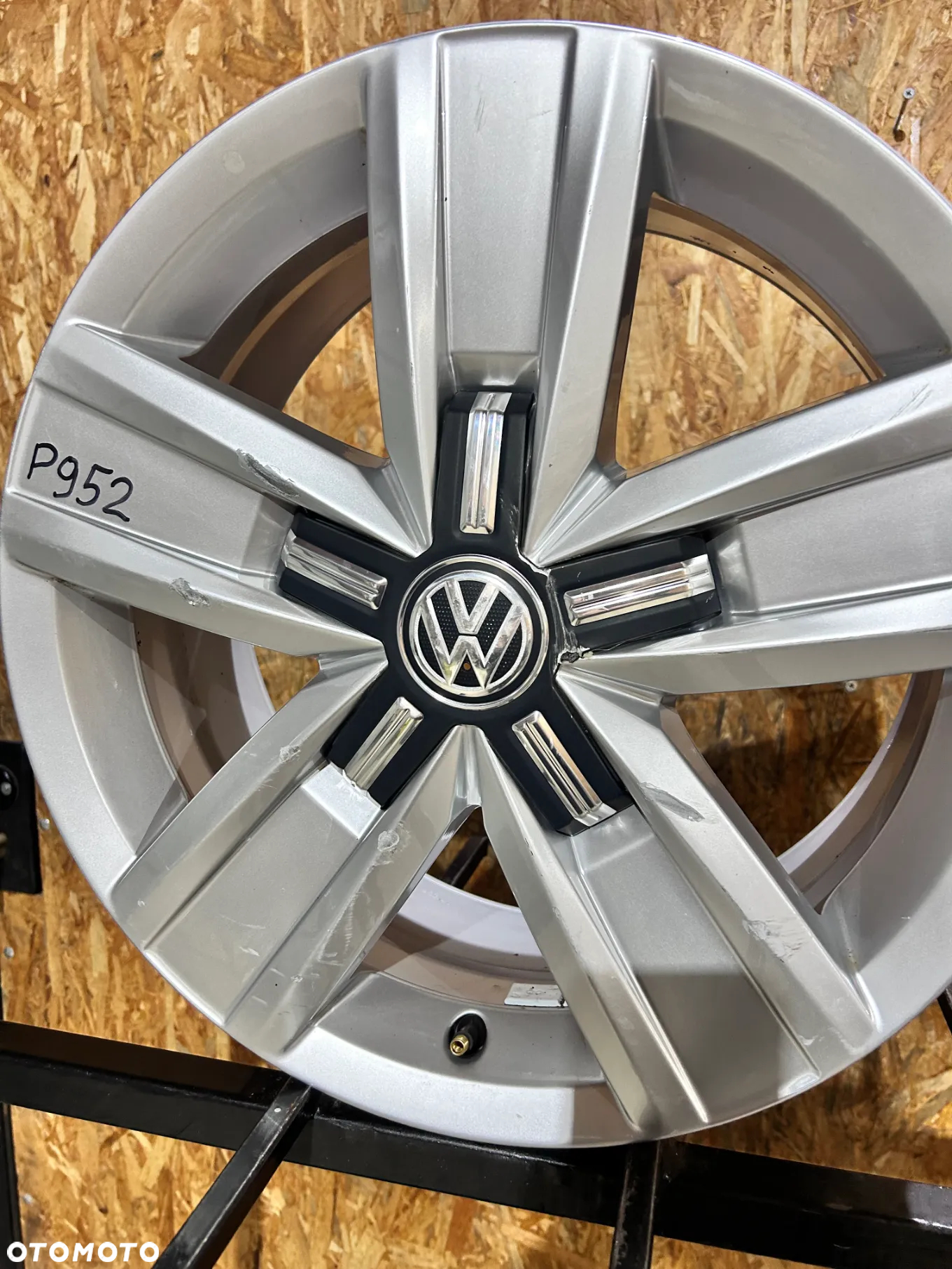 1 FELGA ALU. VW TRANSPORTER  T6 , T7 , MULTIVAN CARAVELLE  17'' 7J  ET55 - 7