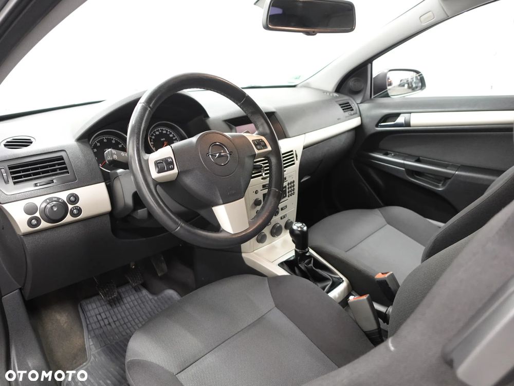 Opel Astra - 19