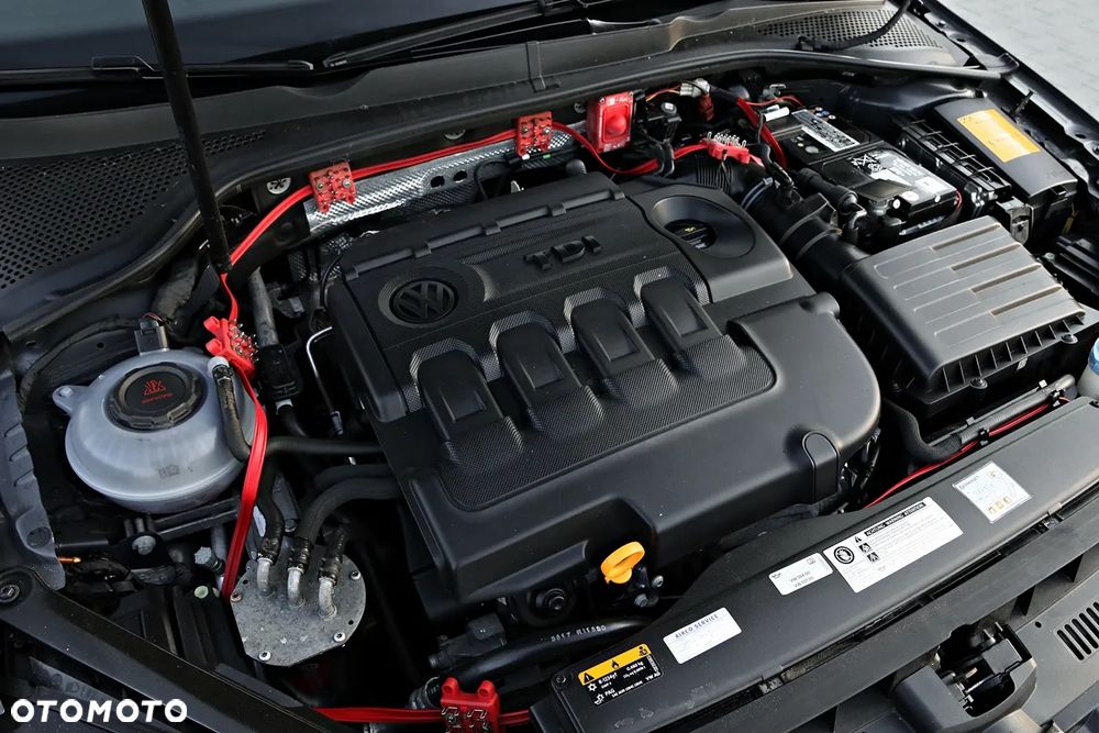 Volkswagen Golf GTD 2.0 TDI SCR DSG - 36
