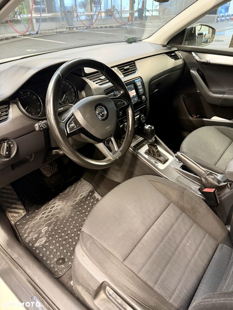 Skoda Octavia 2015 photo 3