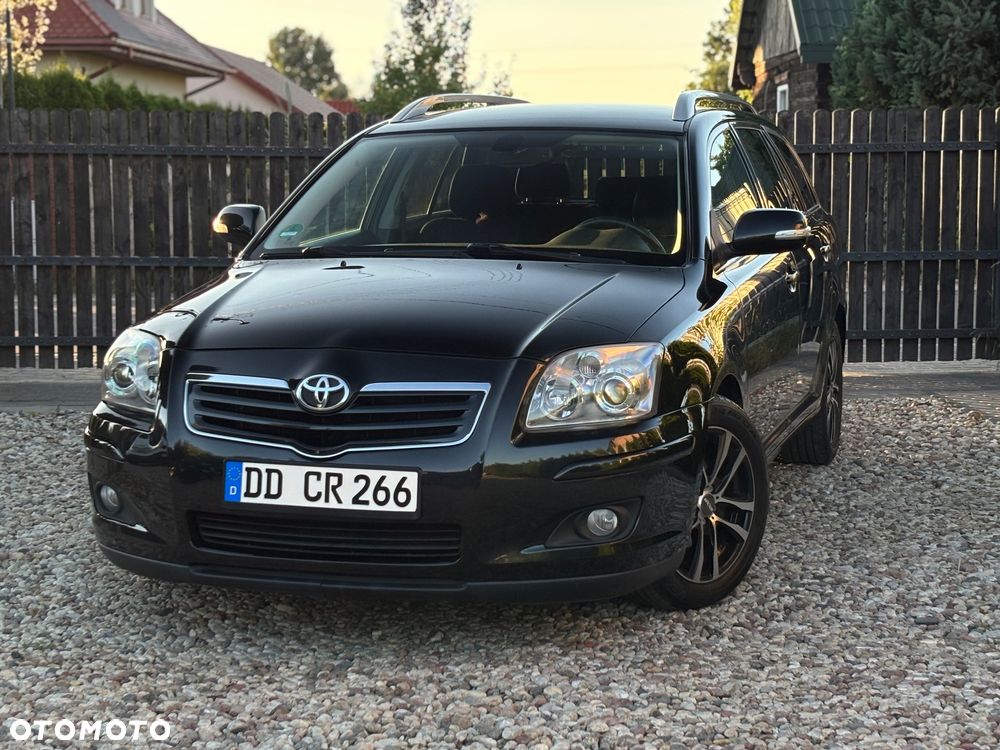 Toyota Avensis 1.8 VVT-i Sol - 3