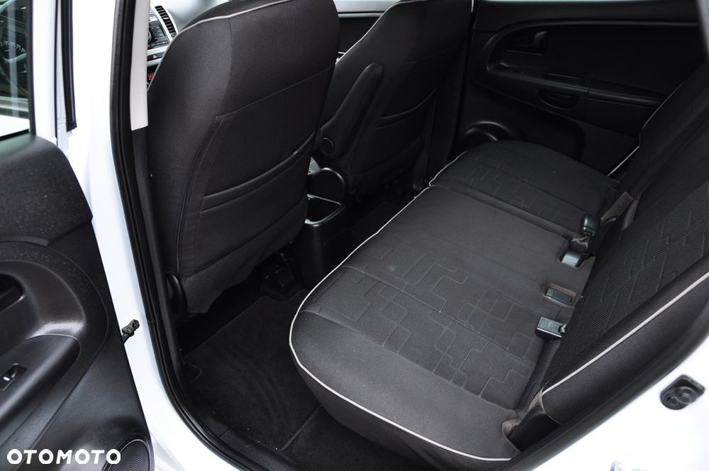 Kia Venga 1.6 CVVT Dream Team Edition - 15