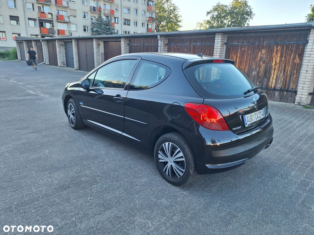 Peugeot 207 - 4