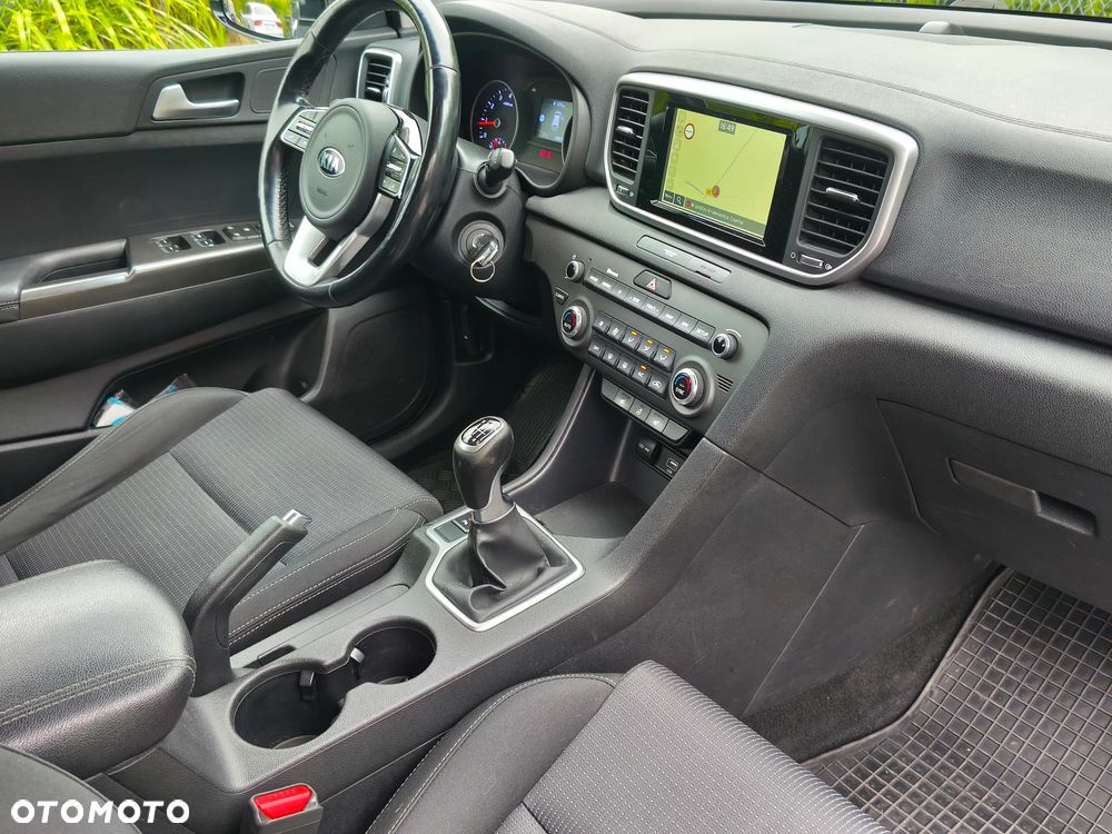 Kia Sportage 1.6 GDI 2WD DREAM-TEAM EDITION - 19