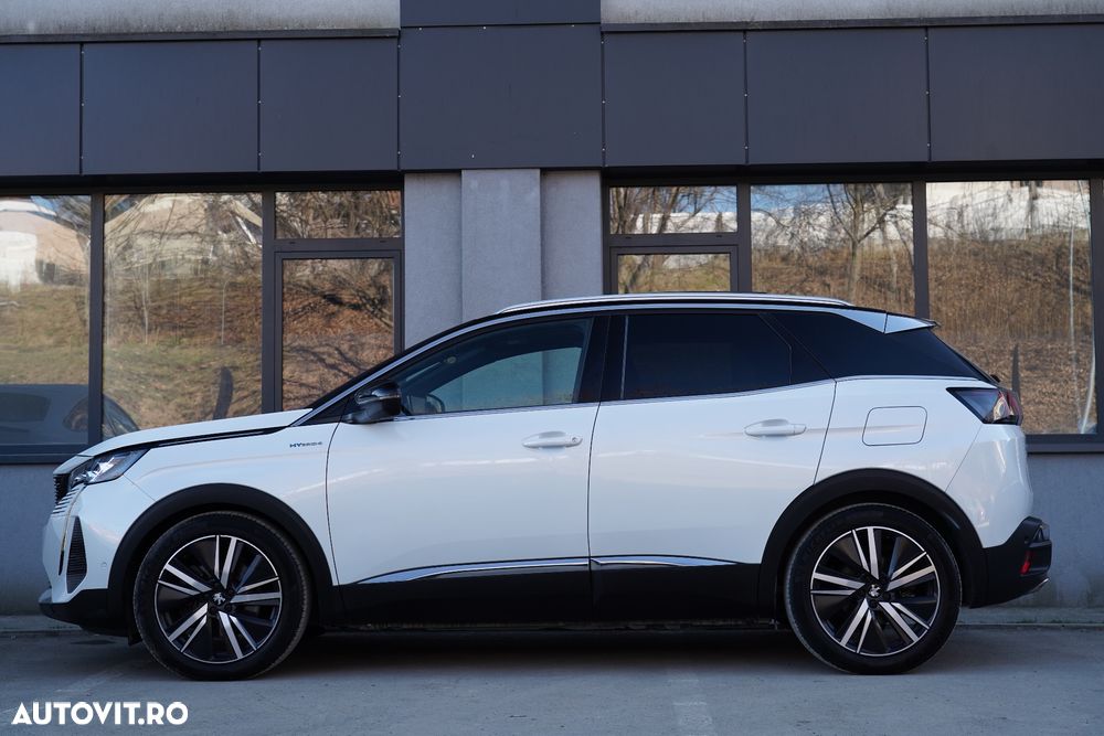 Peugeot 3008 PHEV EAT8 4X4 GT Pack - 17