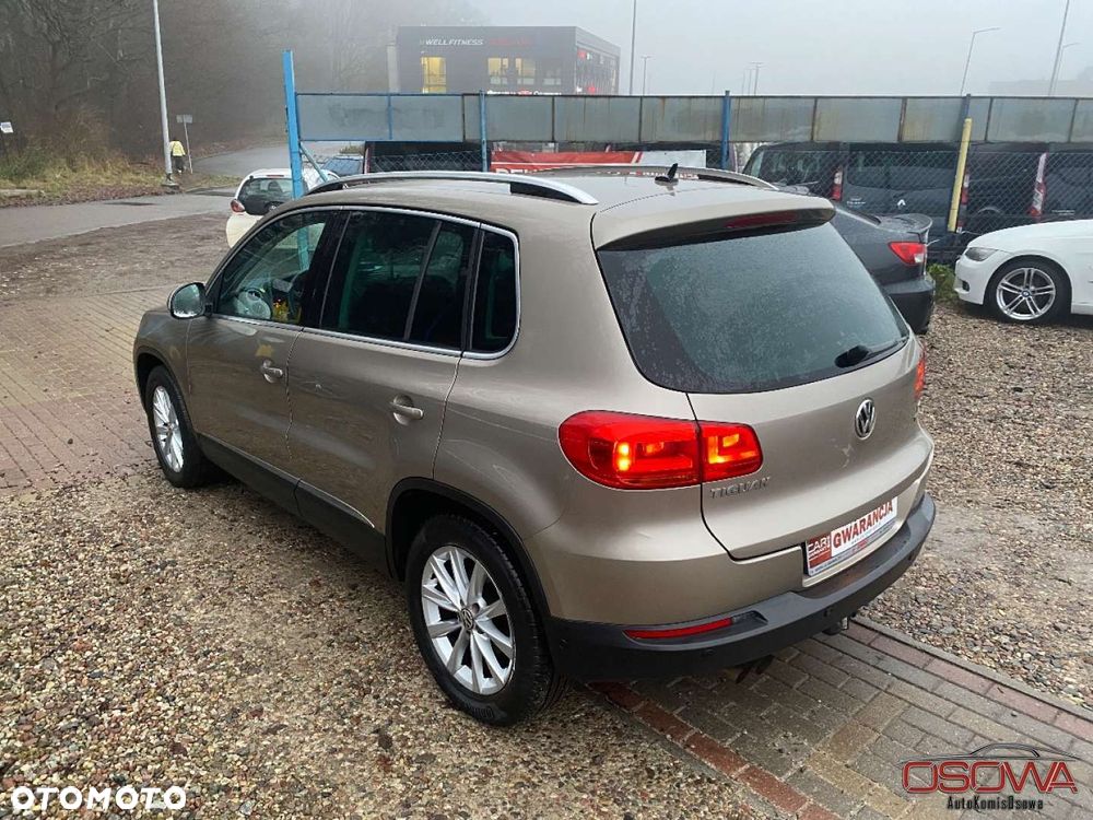 Volkswagen Tiguan - 10