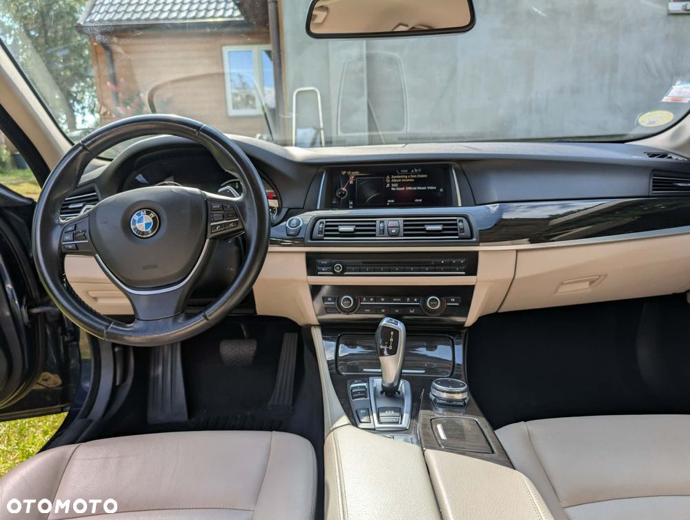 BMW Seria 5 520d xDrive Luxury Line - 8