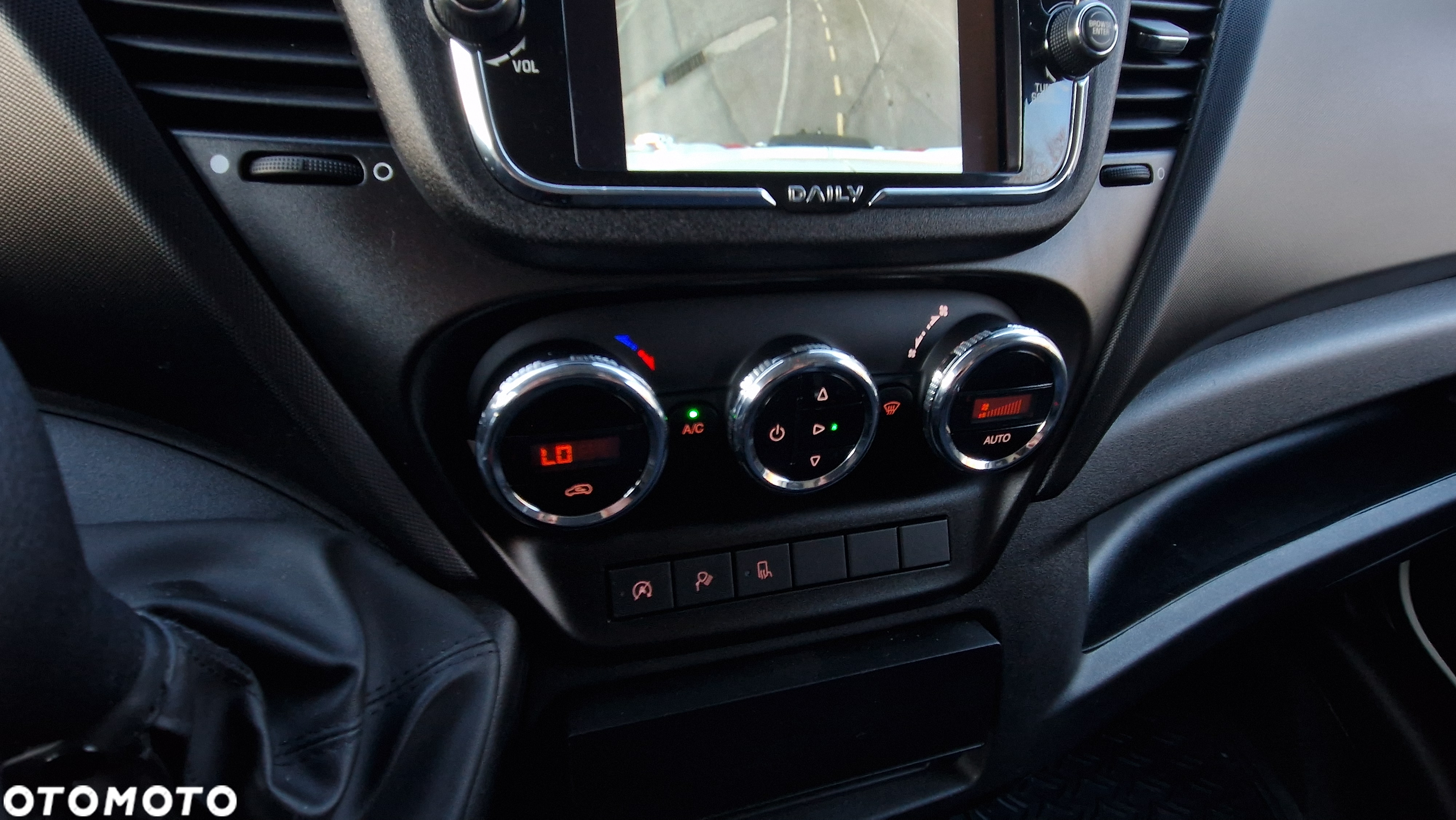 Iveco DAILY HIMATIC MAX L4H2 35S16 160KM FUL LEDYDAILY MAXI 35s16 Klimatronik Kamera AKTYWNY Tempomat NOWE OPONY - 25