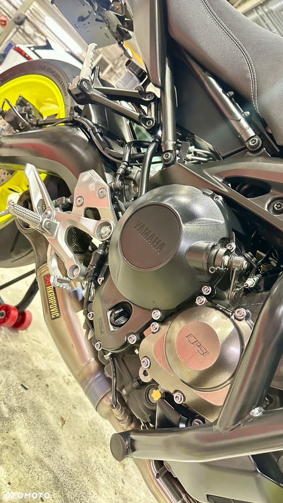 Yamaha MT - 12