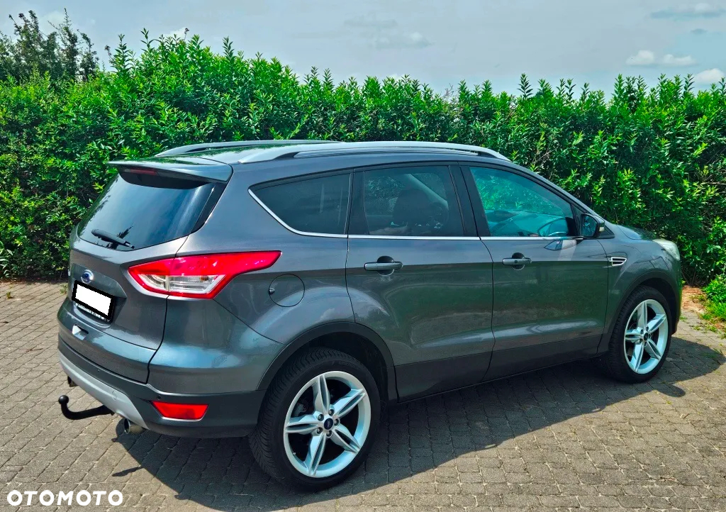 Ford Kuga 2.0 TDCi 4x4 Titanium - 6