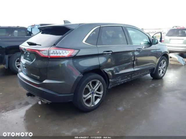 Ford Edge - 4