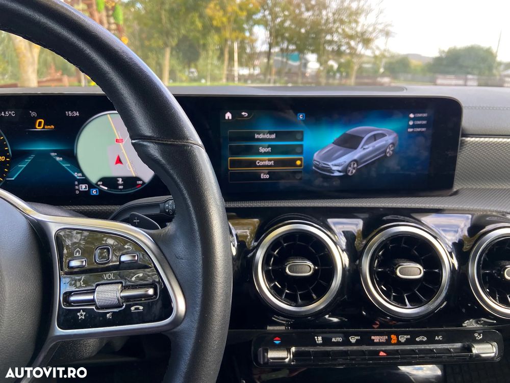 Mercedes-Benz CLA 200 d 8G-DCT - 34