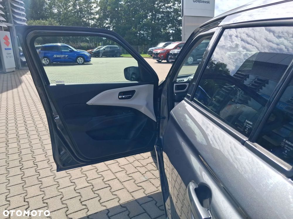 Suzuki Swift 1.2 Dualjet SHVS Premium Plus - 21