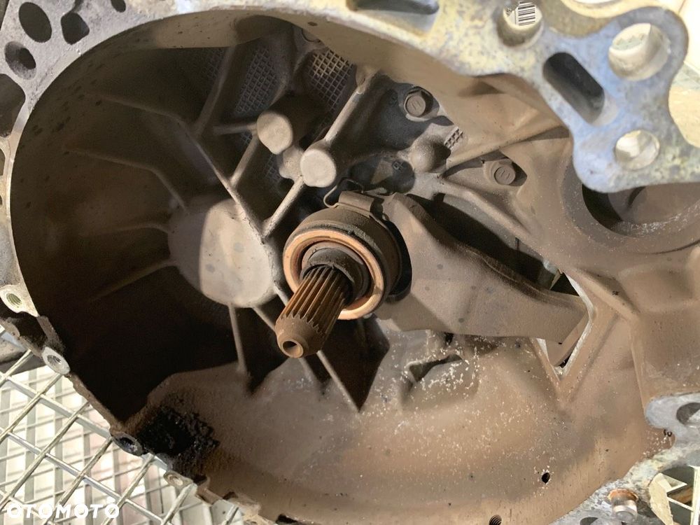 SKRZYNIA BIEGÓW  TOYOTA COROLLA Verso (_E12_) 2001 - 2007 2.0 D-4D (CDE120_) 66 kW [90 KM] olej - 7