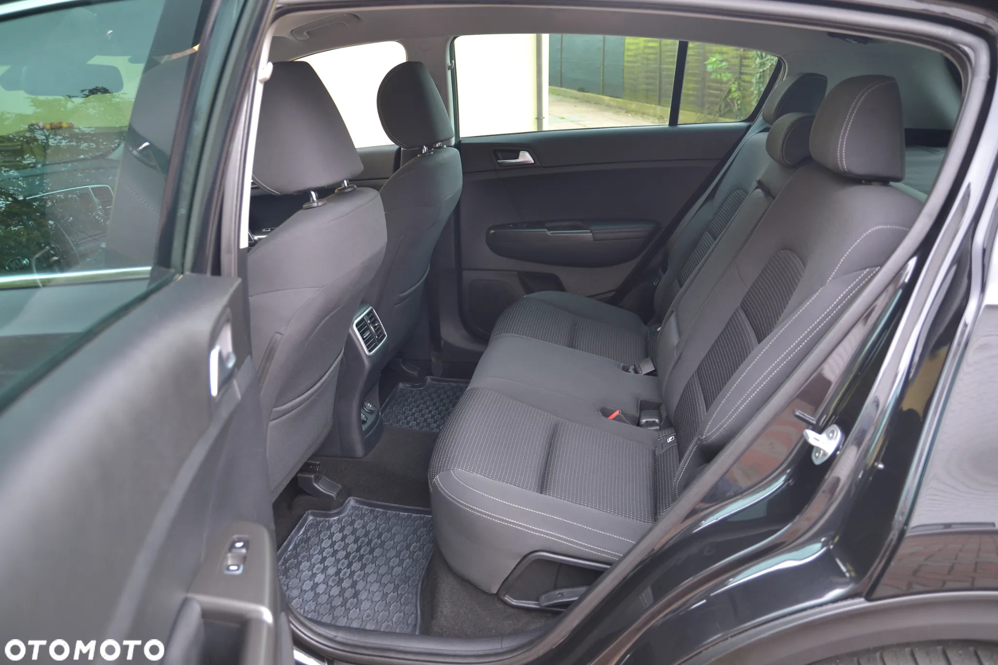 Kia Sportage 1.7 CRDI Business Line L 2WD - 15