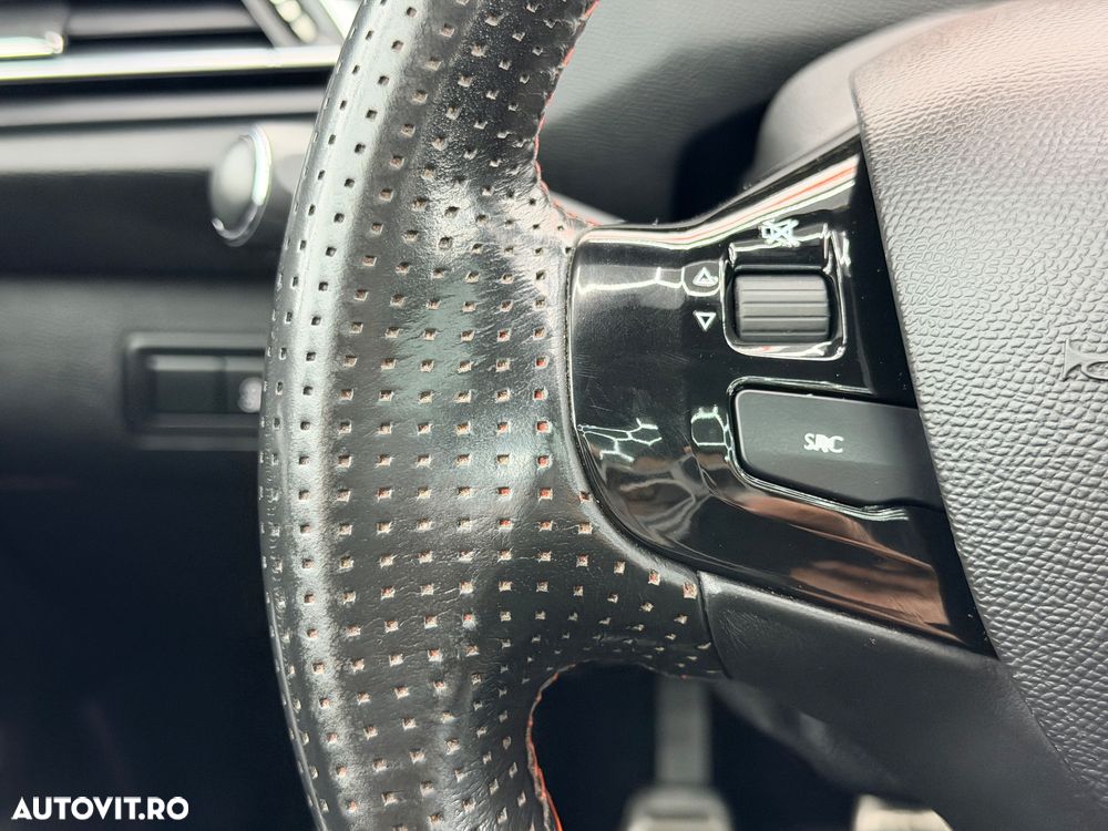 Peugeot 308 SW BlueHDi 130 Stop & Start GT - 23