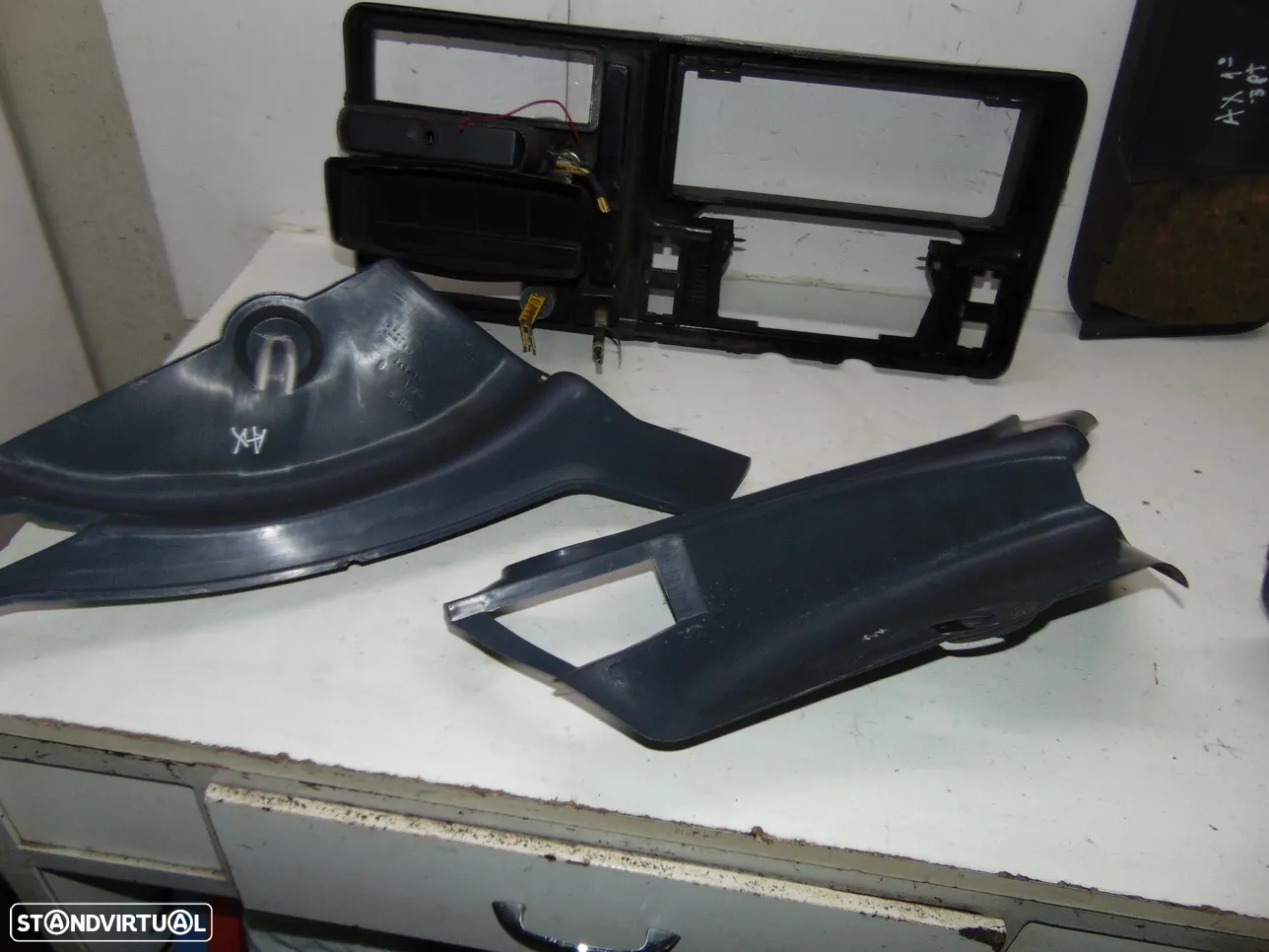 Citroen AX plásticos - 13