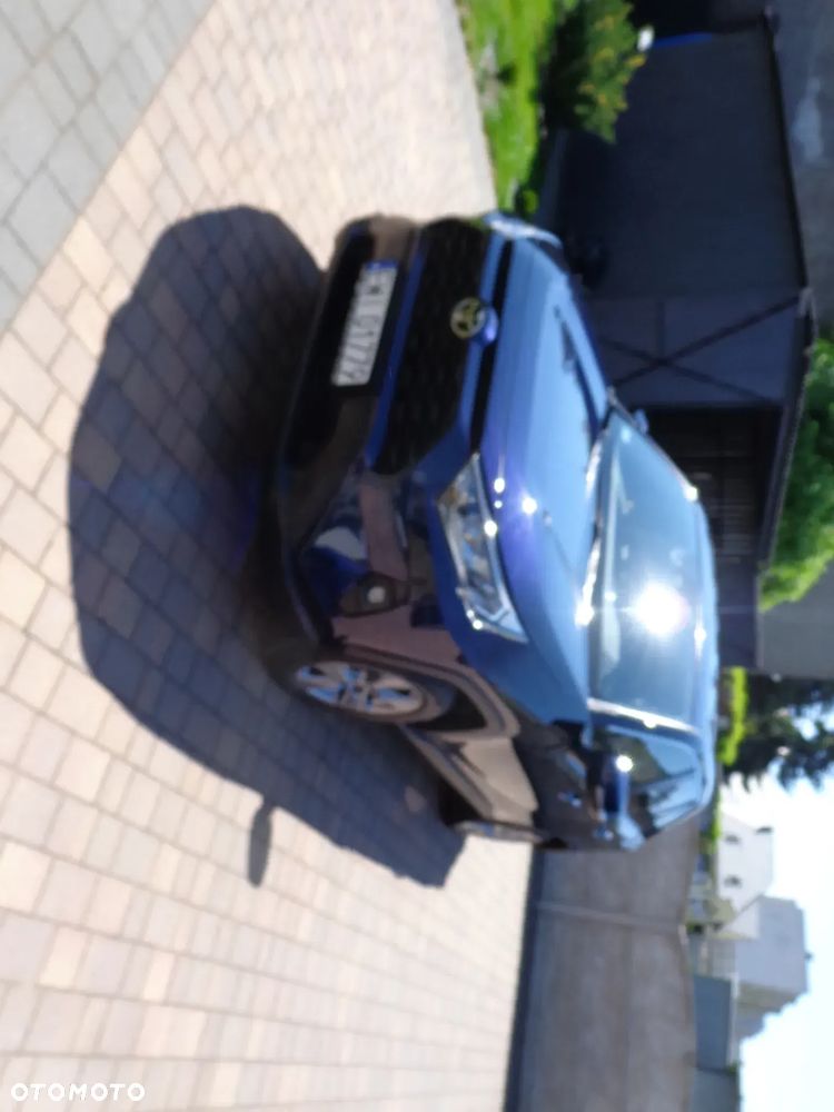 Toyota RAV4 2.0 Active 4x2 - 5