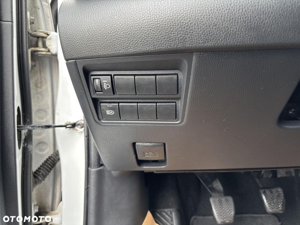 Toyota Yaris - 17
