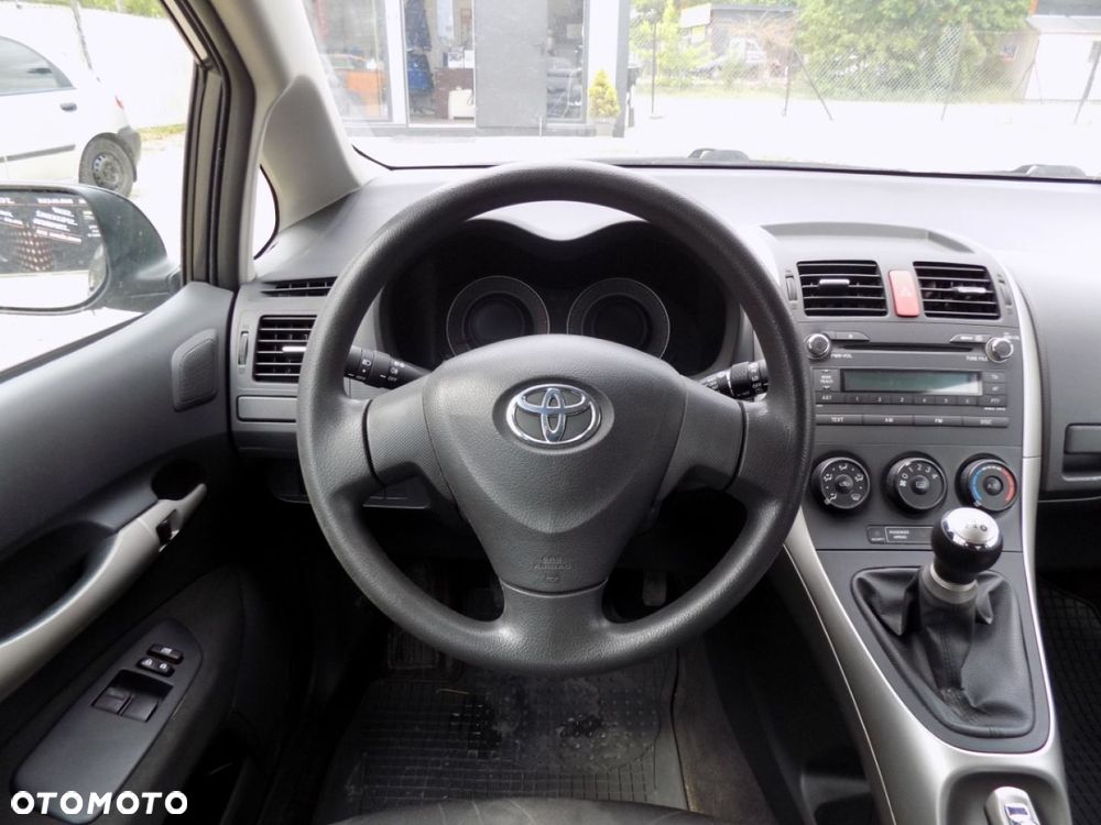 Toyota Auris - 6
