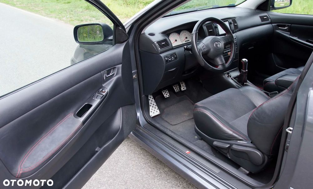 Toyota Corolla - 10