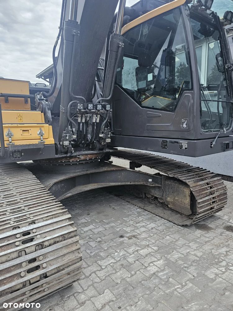 Volvo EC250EL Podnoszona Kabina - 22