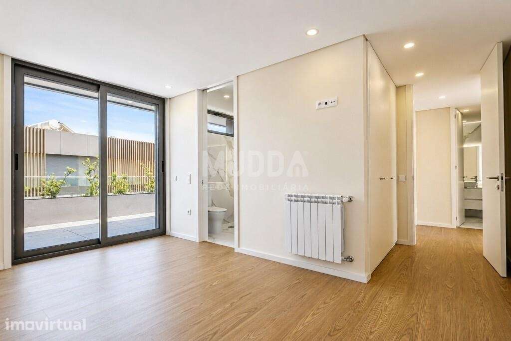 Apartamento T3 Premium Recuado em Espinho - Grande imagem: 4/28
