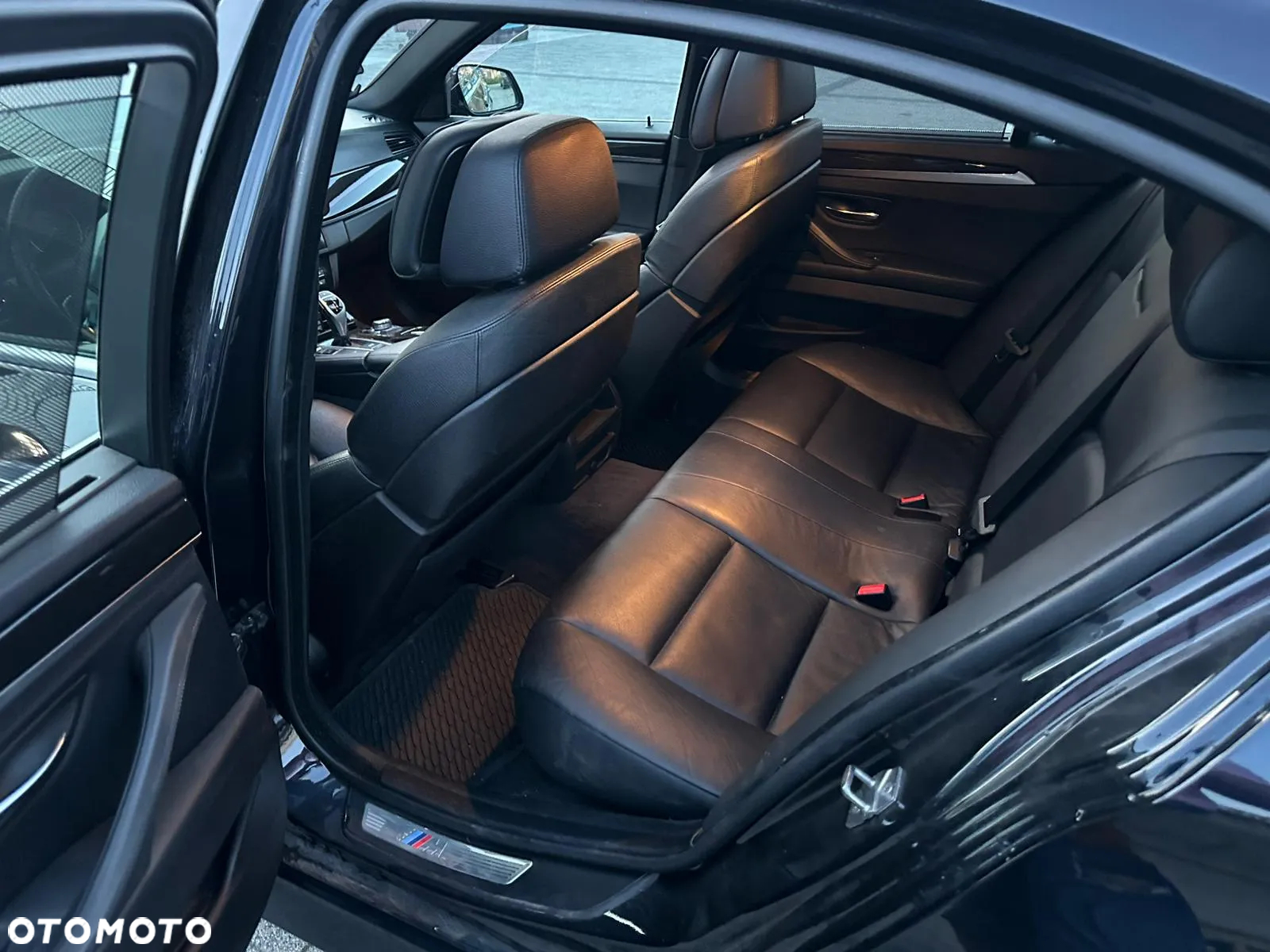 BMW Seria 5 530d xDrive - 10
