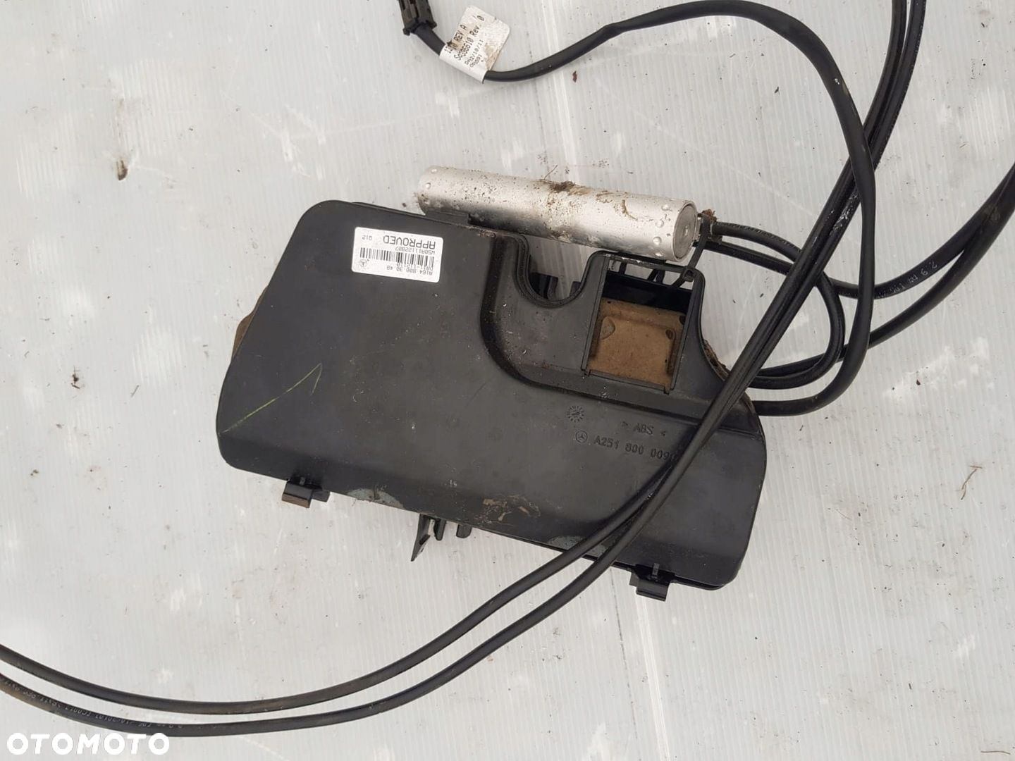 MERCEDES W 164 SIŁOWNIK POMPA KLAPY TYŁ A2518000097 - 4