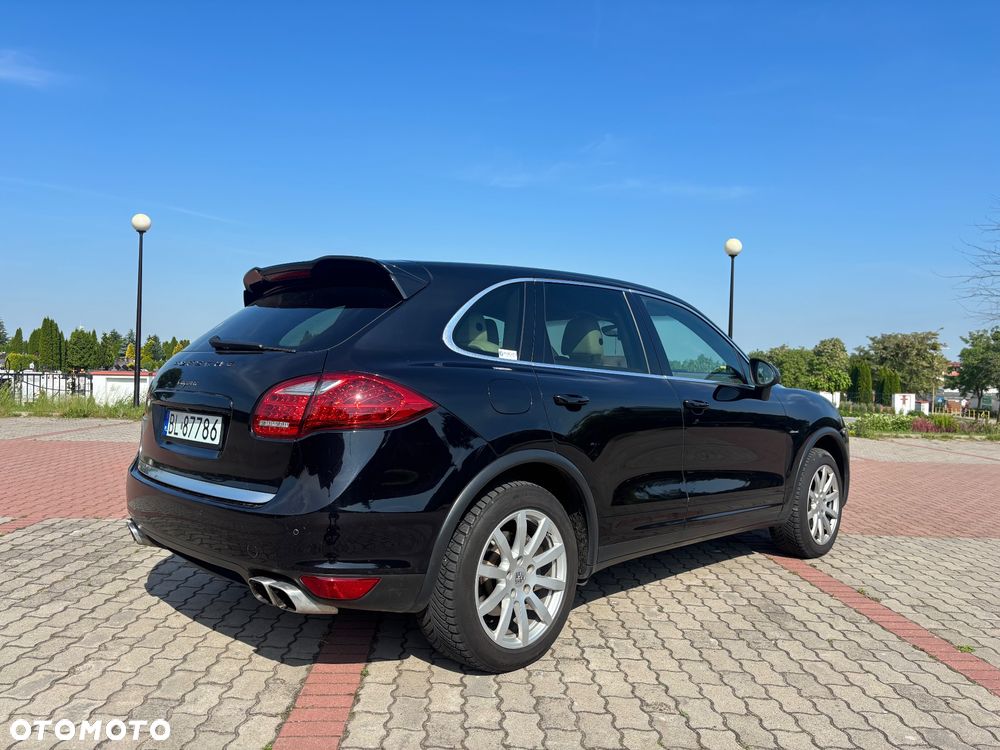 Porsche Cayenne Diesel Platinum Edition - 4