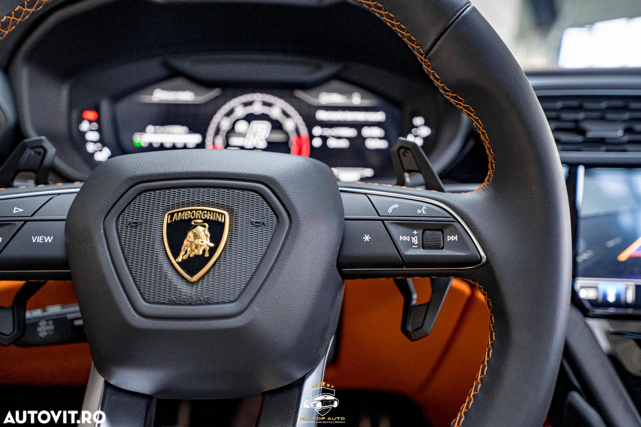 Lamborghini URUS - 14