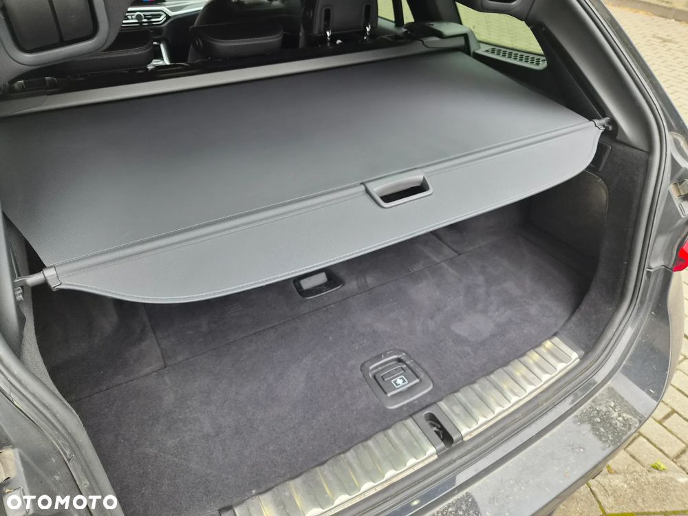 BMW Seria 3 320d xDrive mHEV M Sport - 14