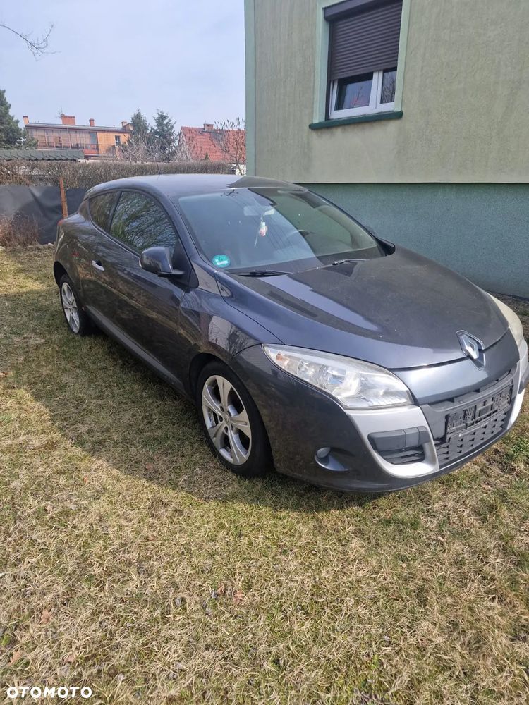 Renault Megane 1.9 dCi FAP Dynamique - 3