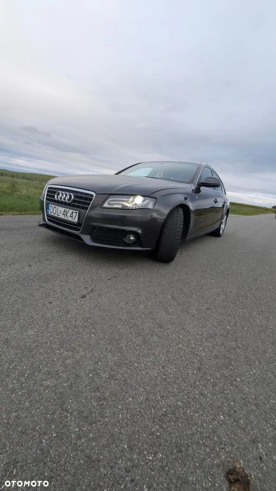 Audi A4 - 1